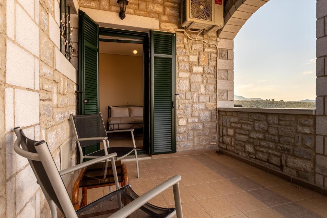 Papadeas Villas Megali Mantineia Εξωτερικό φωτογραφία