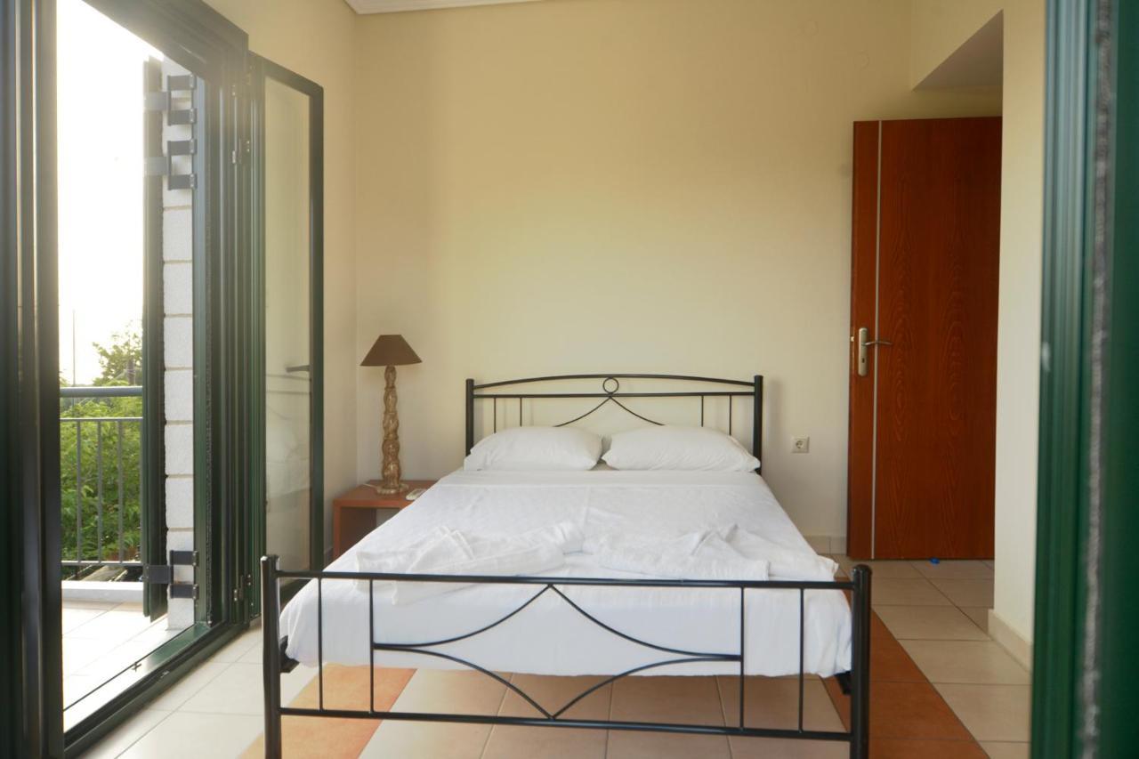 Papadeas Villas Megali Mantineia Εξωτερικό φωτογραφία