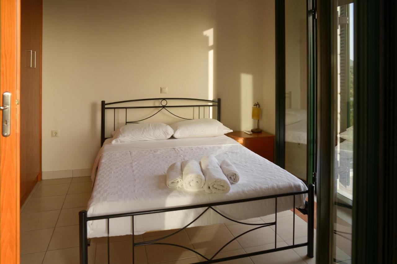 Papadeas Villas Megali Mantineia Εξωτερικό φωτογραφία